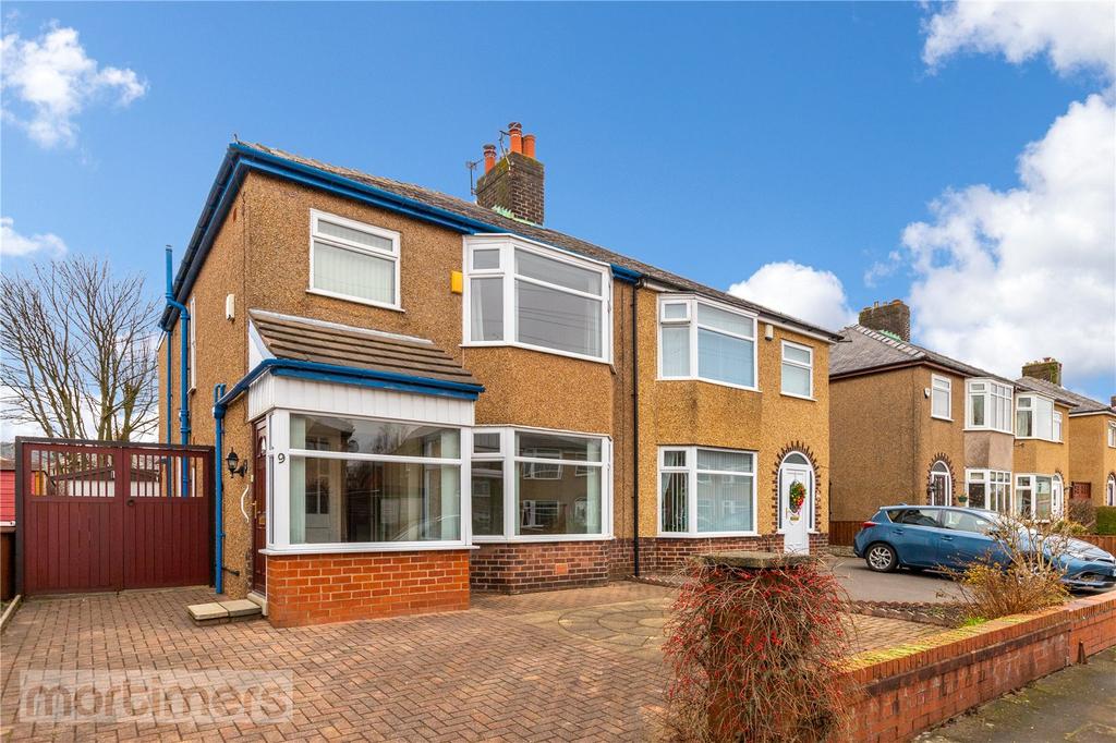 Feniscliffe Drive, Blackburn, BB2 3 bed semidetached house £189,950