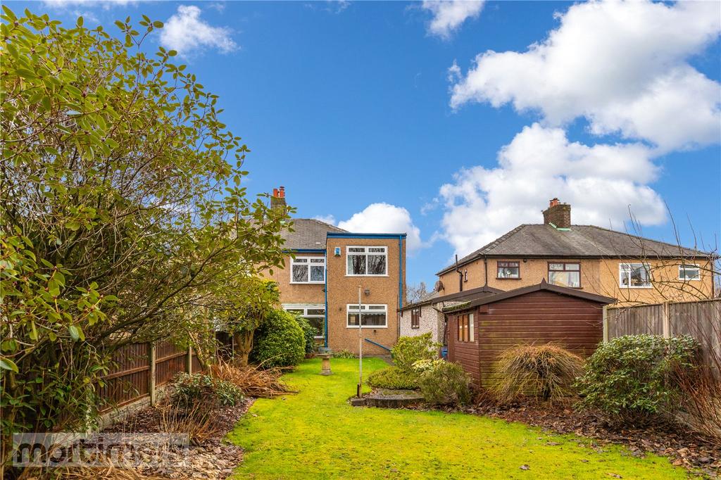 Feniscliffe Drive, Blackburn, BB2 3 bed semidetached house £189,950