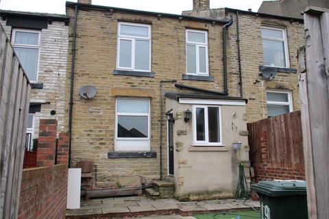 2 bedroom terraced house to rent, Walkley Terrace, Heckmondwike, WF16