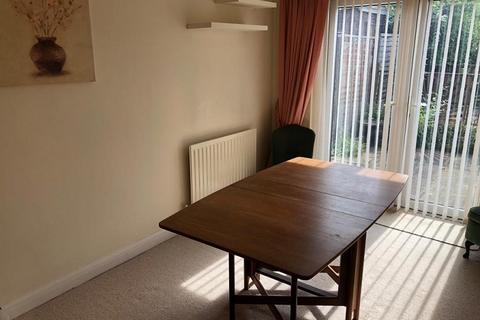 74 Compton Place, Watford, WD19 5HQ