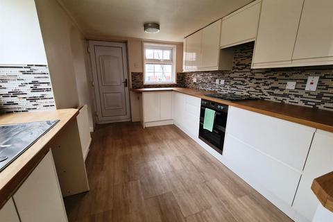 28 Heol Las, Pencoed, Bridgend, CF35 6YW