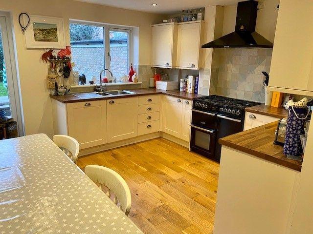 Kitchen/family room