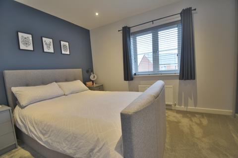 14 Harvest Way, Harleston, IP20 9GD