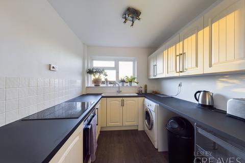 16 Barker Hill, Lowdham, Nottingham, NG14 7BH