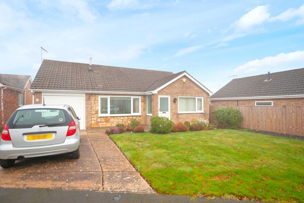 Windermere Avenue, North Hykeham 3 bed detached bungalow £270,000