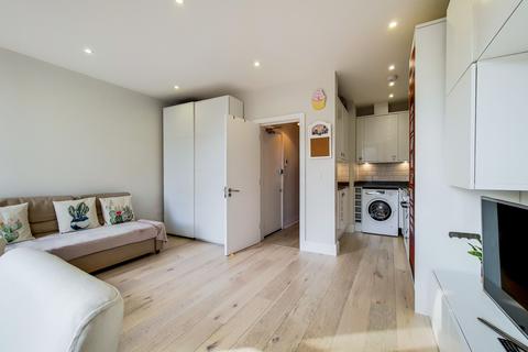 1 bedroom apartment to rent - Bramber Road, London, W14