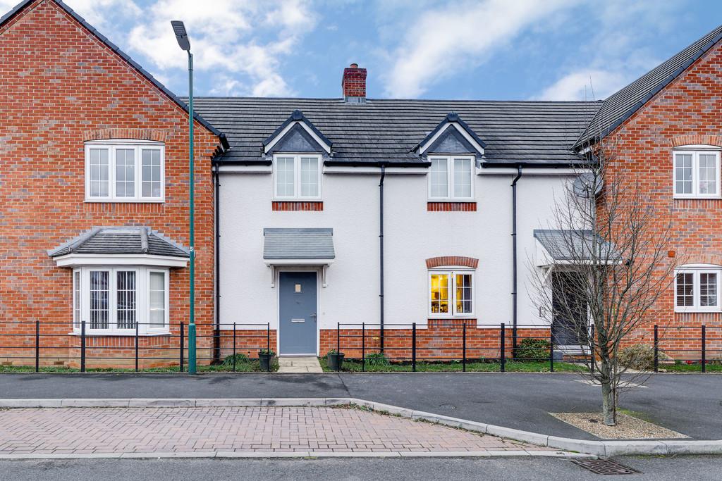 Wootton Close, Knowle 1 bed apartment £199,950