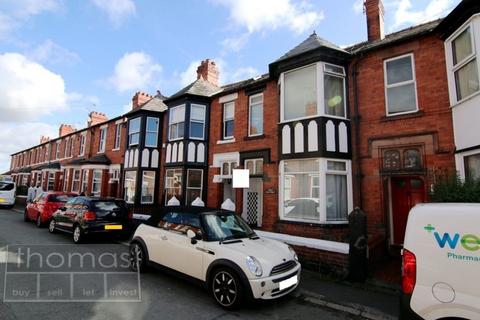 4 bedroom terraced house to rent, 12 Lord Street