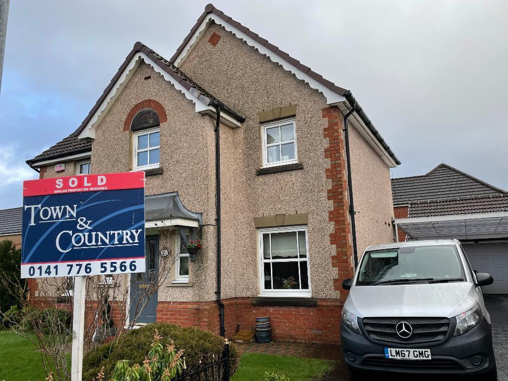 Jackson Drive, Stepps, Glasgow, G33 6GE 4 bed detached villa £295,000