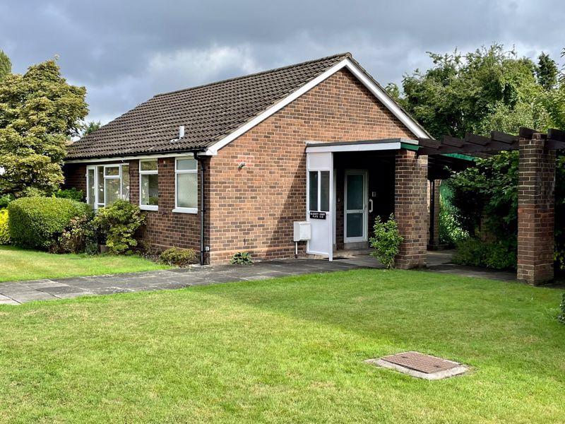 Blackett Court, Braemar Road, Sutton Coldfield, B73 6LX 1 bed apartment