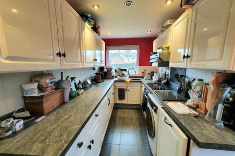 85 Haycroft Drive, Matson, Gloucester, GL4 6XX