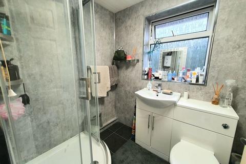 85 Haycroft Drive, Matson, Gloucester, GL4 6XX