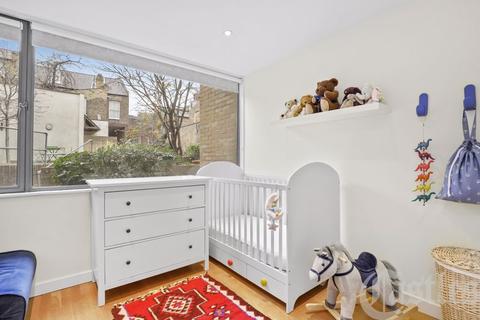 2, The Court, 109d Cornwallis Road, London, N19 4LQ
