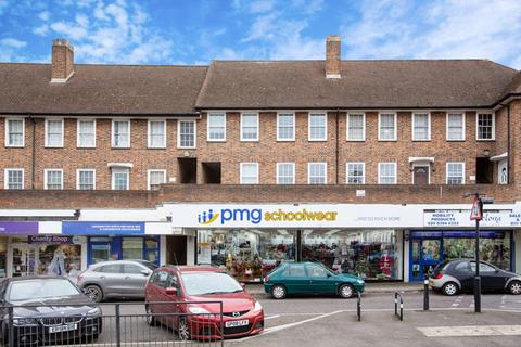 395b Hook Road, Chessington, KT9 1EL
