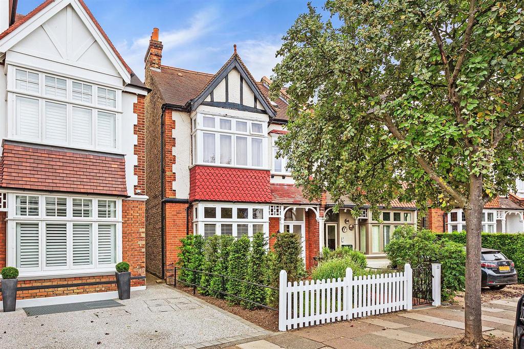 Nassau Road, Barnes, SW13 5 bed semidetached house £5,000 pcm (£