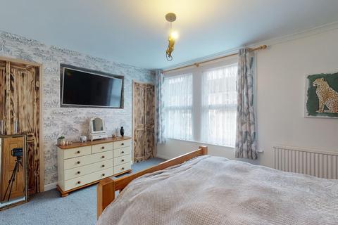 61 Longfield Road, Dover, CT17 9QR