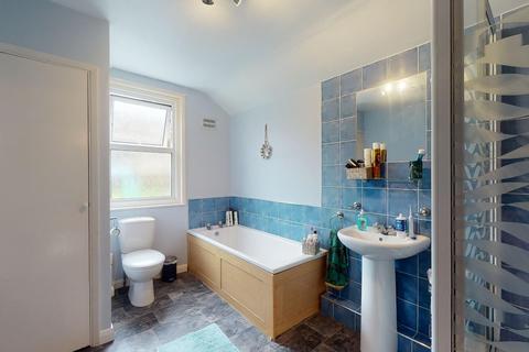61 Longfield Road, Dover, CT17 9QR