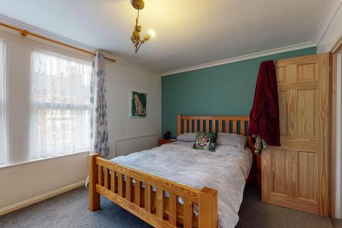 61 Longfield Road, Dover, CT17 9QR
