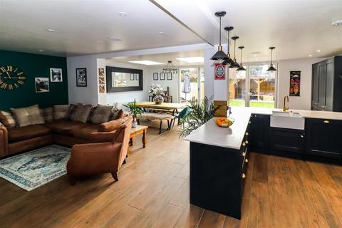 7 Inkerman Close, Hadleigh, Ipswich, IP7 5BN