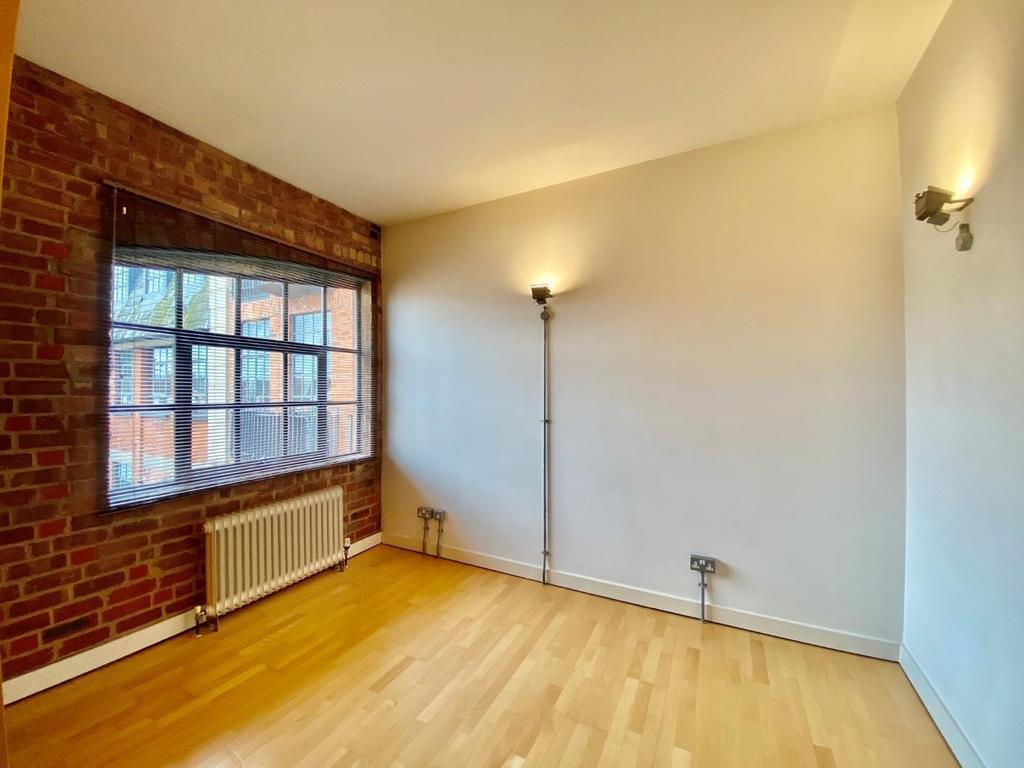 Bedroom.jpg