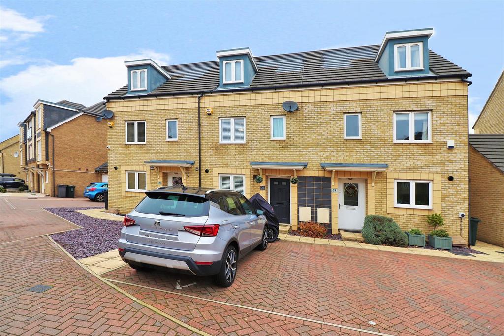 Stone House Lane, Dartford 4 bed house £425,000