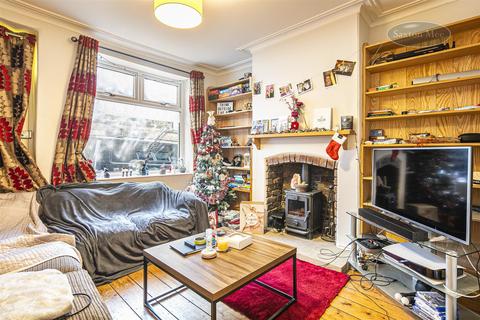 153 Cross Lane, Sheffield, S10 1WN