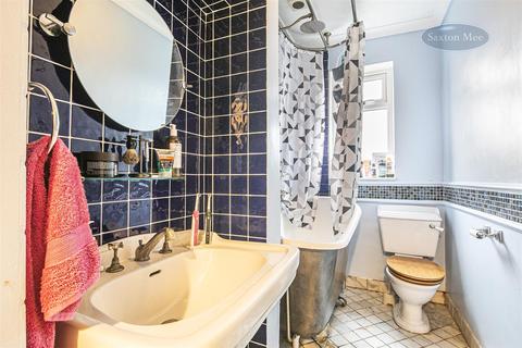 153 Cross Lane, Sheffield, S10 1WN