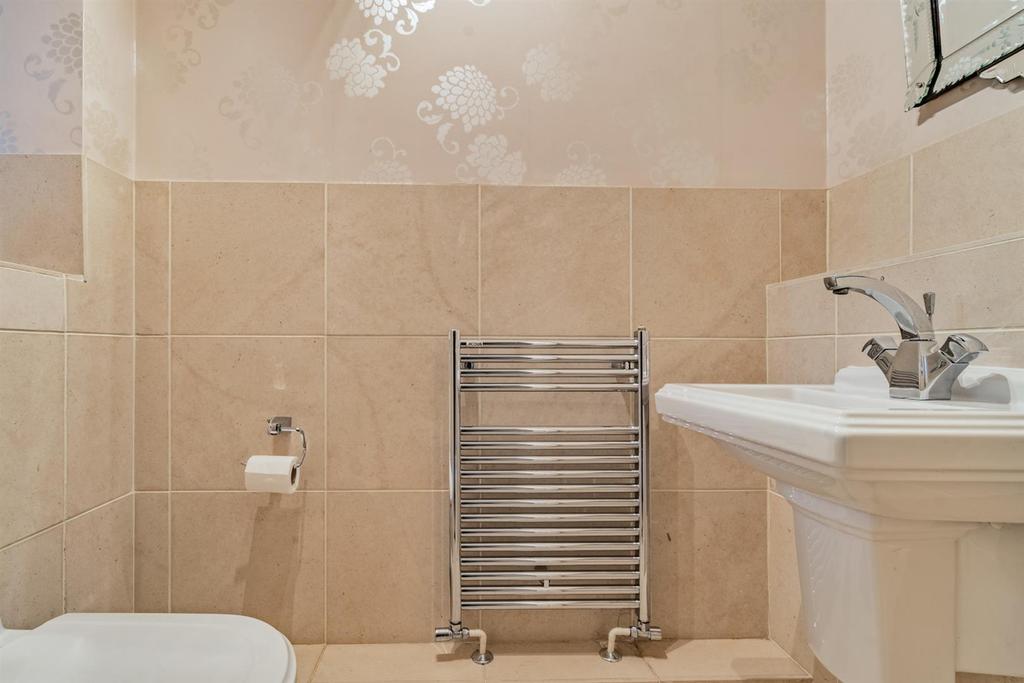 8484826-interior35.jpg