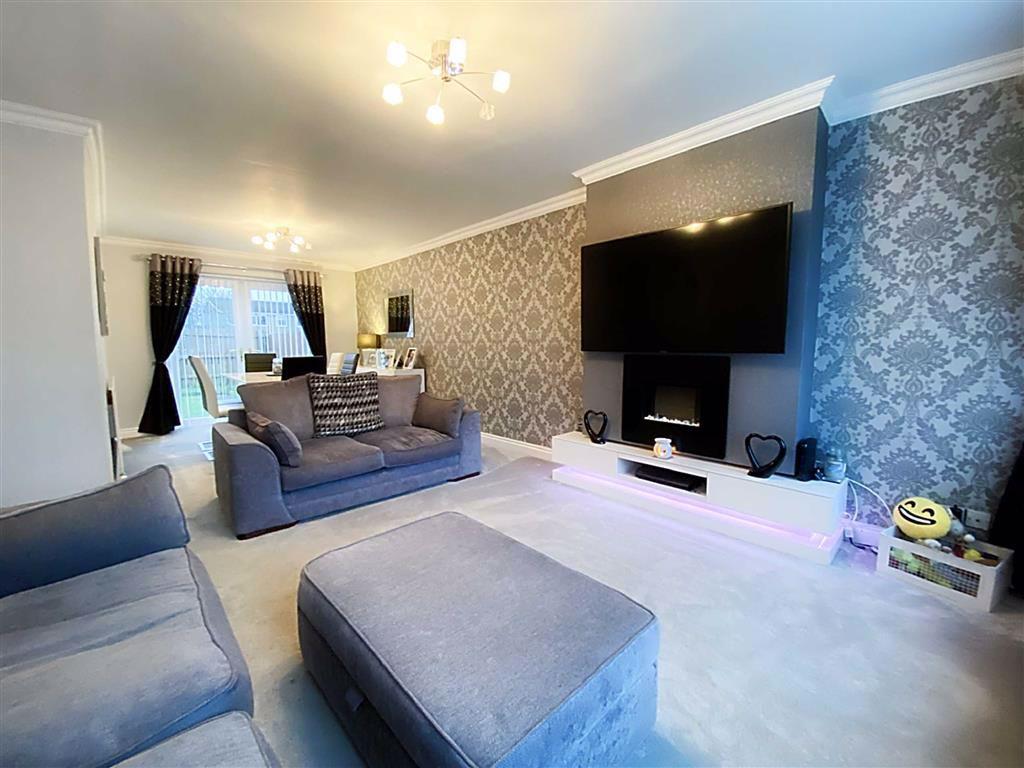 Valeria Close, Hadrian Park, Wallsend, NE28 3 bed detached house £229,950