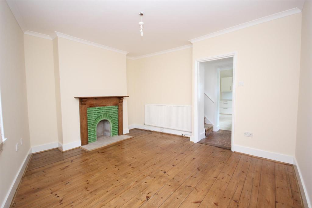 Living Room.JPG