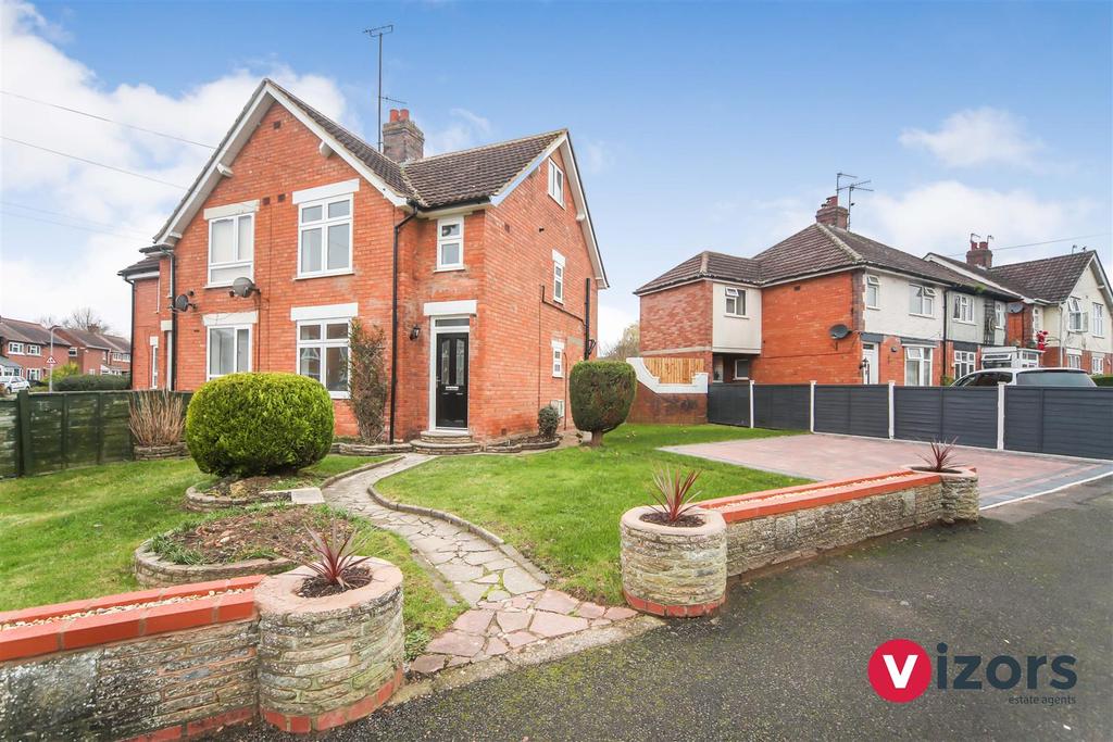 Birchensale Road, Batchley Redditch 3 bed semidetached house £240,000