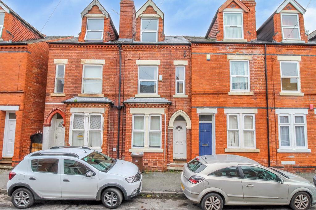 Exeter Road, Forest Fields, Nottingham, NG7 6LQ 3 bed terraced house