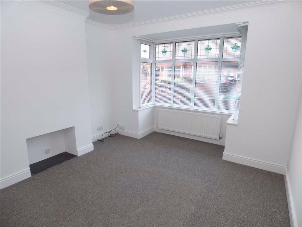 Keswick Drive, Cullercoats 3 bed semidetached house £1,100 pcm (£254 pw)