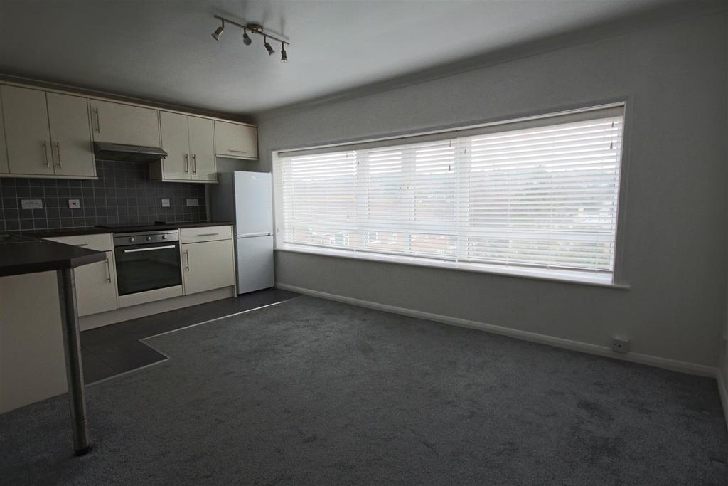 Clermont Terrace, Preston, Brighton 1 bed property £925 pcm (£213 pw)