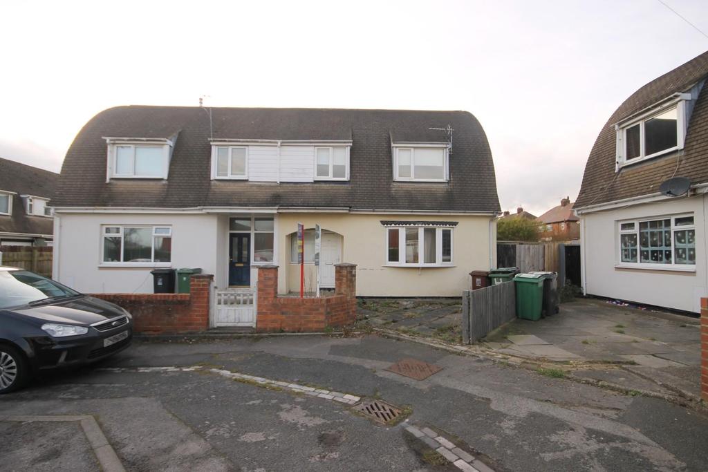 Warren Road, Hartlepool 3 bed semidetached house £69,950