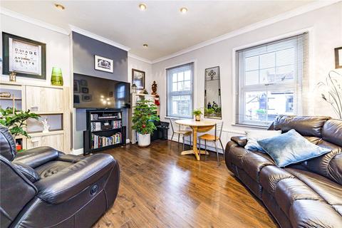 2 bedroom flat for sale - High Street, Hampton Wick, Kingston upon Thames, KT1