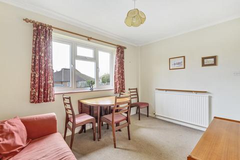 14 Bryanstone Close, Guildford, GU2 9UJ