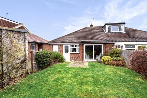 14 Bryanstone Close, Guildford, GU2 9UJ