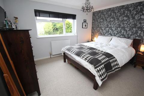 64 Brixham Close, Stevenage, SG1 2SA