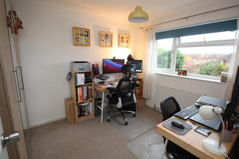 64 Brixham Close, Stevenage, SG1 2SA
