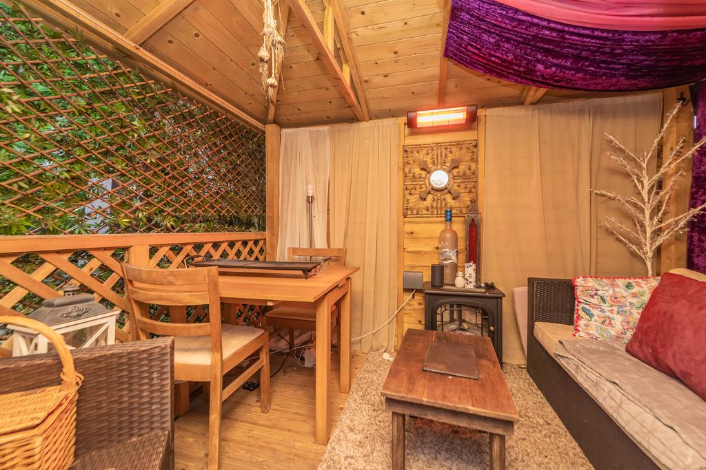 Summer house