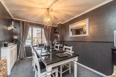 24 Crowland Avenue, Wolverhampton, WV6 7XF