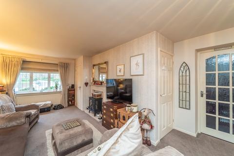 24 Crowland Avenue, Wolverhampton, WV6 7XF