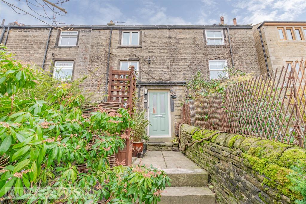 Paris Road, Scholes, Holmfirth, HD9 4 bed terraced house £325,000