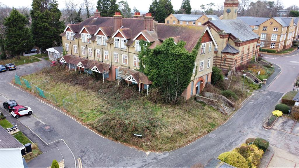 Southdowns Park, Haywards Heath RH16 Residential development £1,400,000