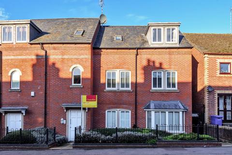 2 bedroom apartment to rent, Banbury,  Oxfordshire,  OX16