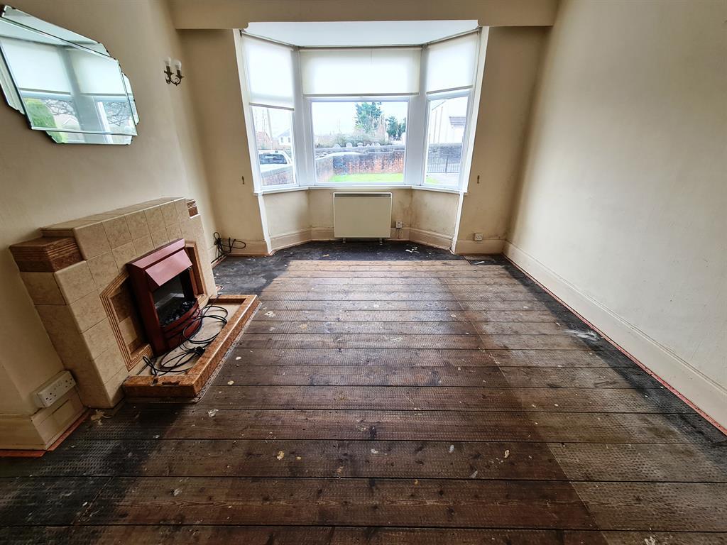 Penprysg Road, Pencoed, Bridgend, CF35 6RH 3 bed semidetached house