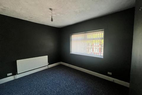 3 bedroom end of terrace house to rent, Ince Avenue, Anfield, Liverpool, L4