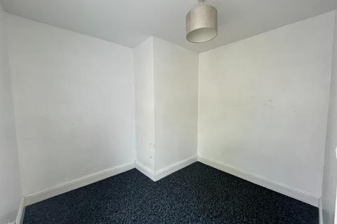 3 bedroom end of terrace house to rent, Ince Avenue, Anfield, Liverpool, L4