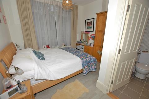1, Woodend Cannongate Road, Hythe, CT21 5EF